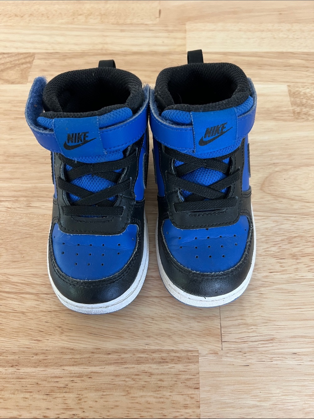 Nike Toddler Court Borough Mid 2 Sneakers size 8C